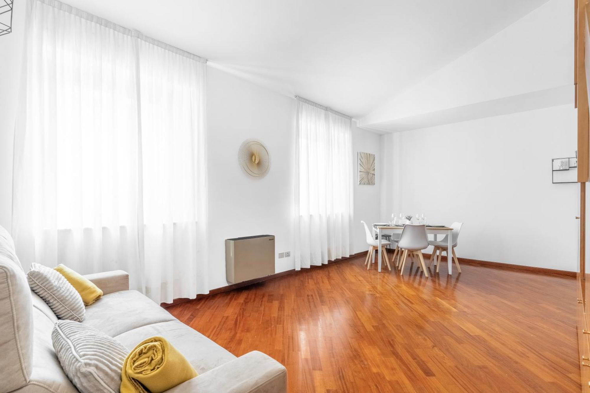 Central Luxurious Apartment Duomo A/C-Wi-Fi Free Milan Luaran gambar